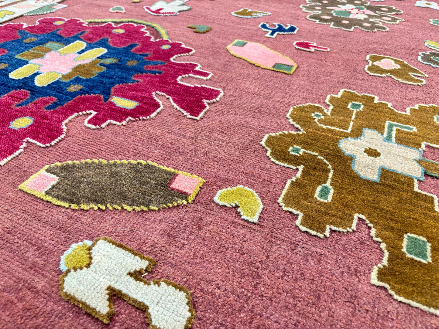Hand-Knotted Oushak Wool Rug – Rose Red Multicolor Floral Carpet