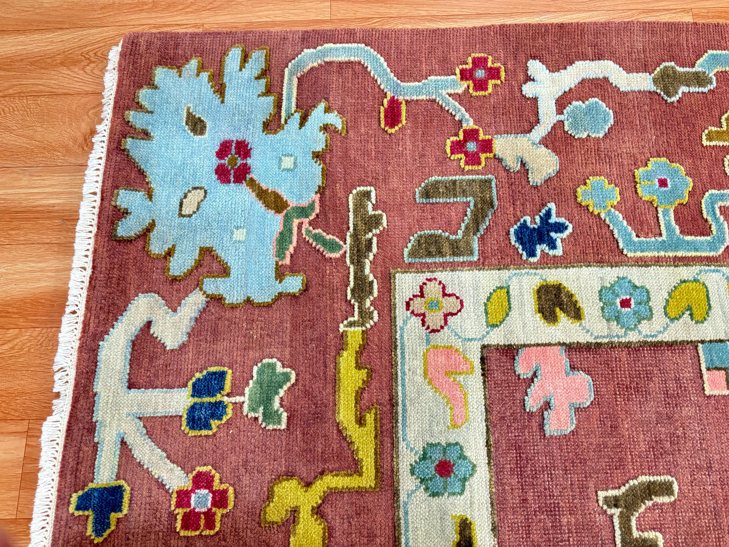Hand-Knotted Oushak Wool Rug – Rose Red Multicolor Floral Carpet