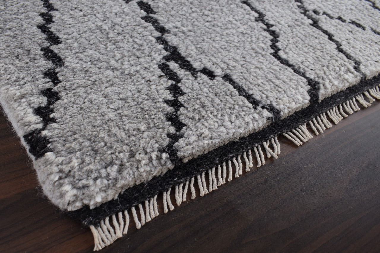 Hand-Knotted Grey Wool Rug with Geometric Wavy Lines